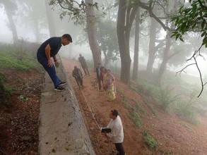 बैतडीको दशरथचन्दमा योजनाहरुको अनुगमन गरिँदै 